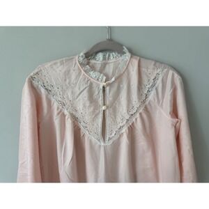 Vintage JC Penny Night Gown Medium Pink Frilly Pearl Button Nylon Flannel Lining